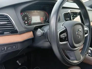 VOLVO XC90 Inscription Expression Recharge Plug-In Hyb