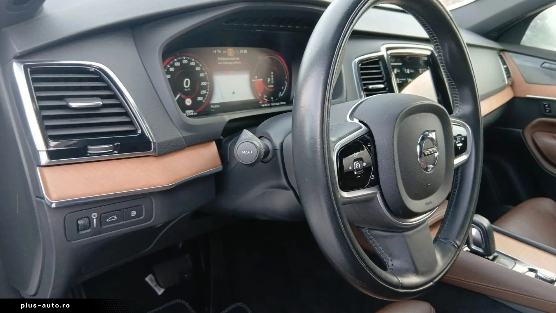 VOLVO XC90 Inscription Expression Recharge Plug-In Hyb