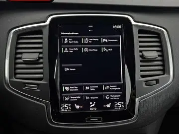 VOLVO XC90 B5 B AWD PRO 360 INTELLISAFE SENSUS LED ACC