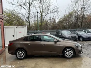 Renault Megane Blue dCi 116 EDC Zen