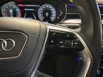 Audi A8 50 TDI quattro tiptronic B&O HUD