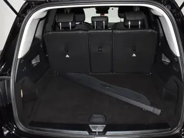 MERCEDES-BENZ GLB 180d 8G Style