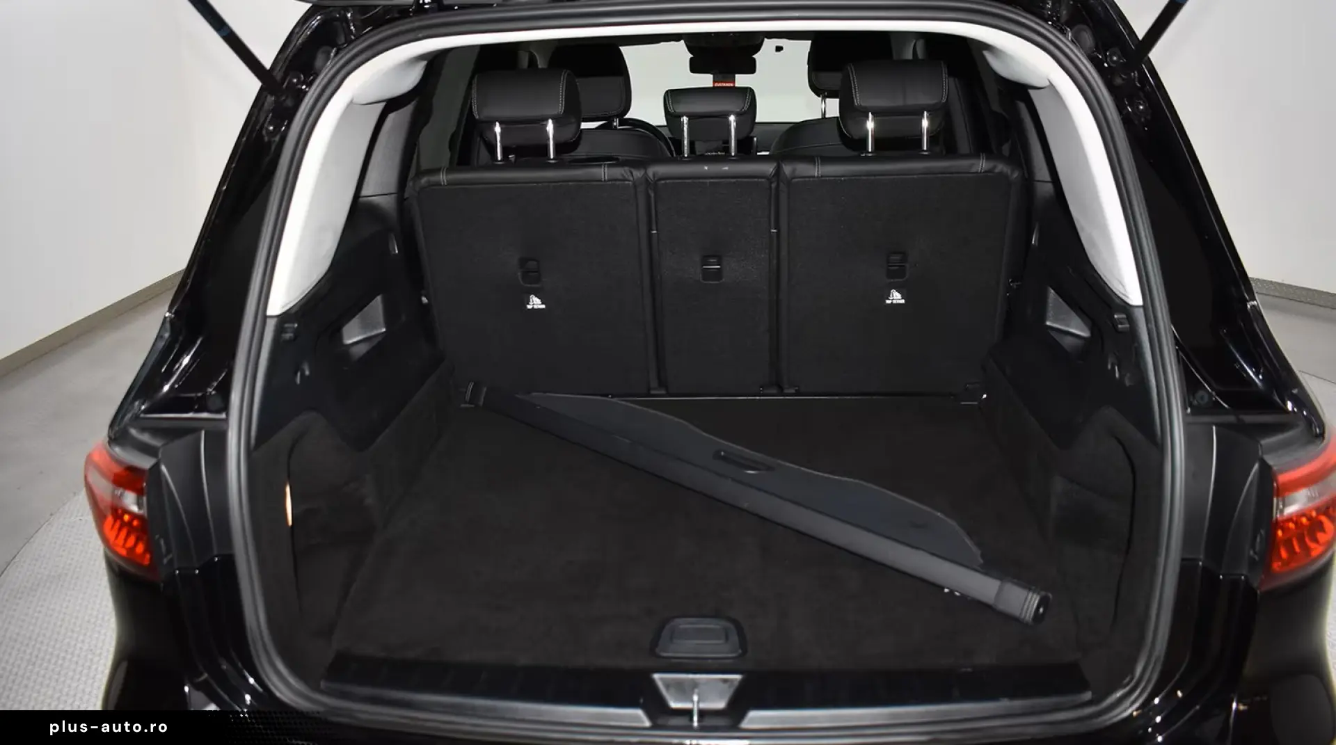 MERCEDES-BENZ GLB 180d 8G Style