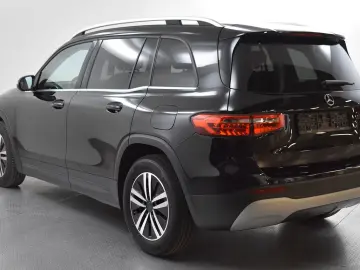 MERCEDES-BENZ GLB 180d 8G Style