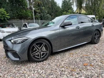 MERCEDES-BENZ C180 AMG-LINE NIGHTPAKET CARPLAY 1.HAND