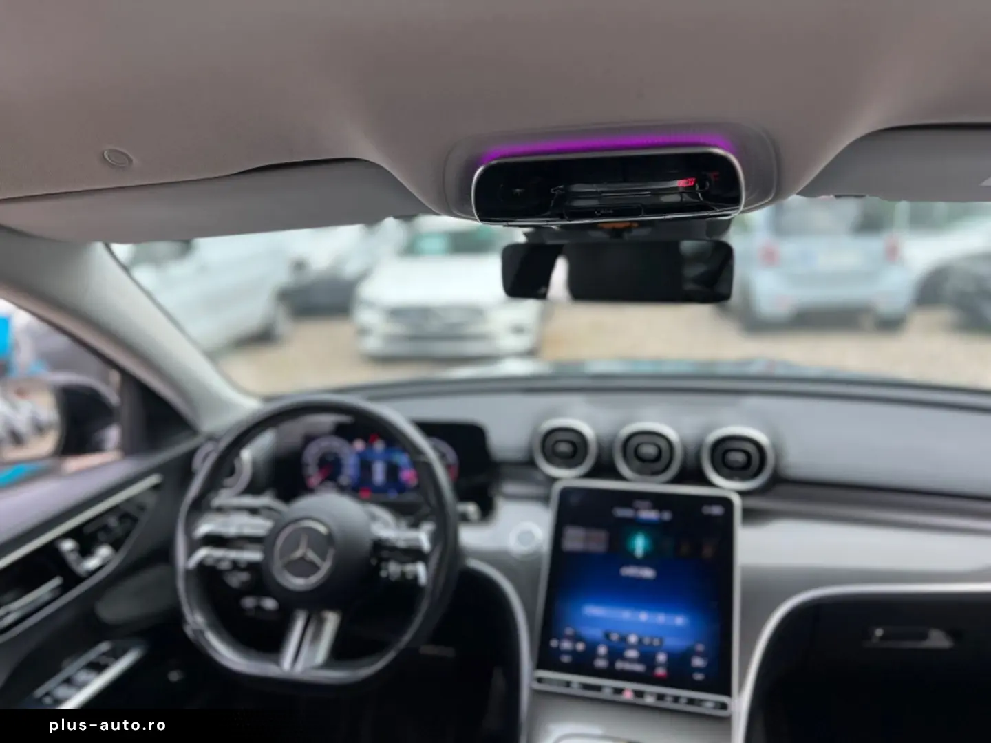 MERCEDES-BENZ C180 AMG-LINE NIGHTPAKET CARPLAY 1.HAND