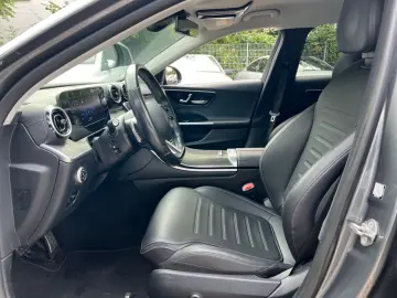 MERCEDES-BENZ C180 AMG-LINE NIGHTPAKET CARPLAY 1.HAND