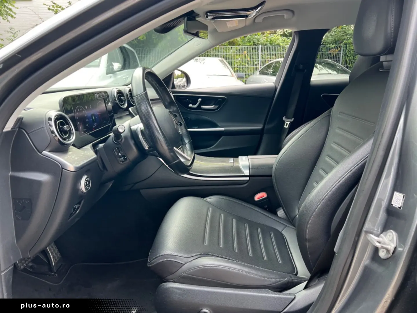 MERCEDES-BENZ C180 AMG-LINE NIGHTPAKET CARPLAY 1.HAND