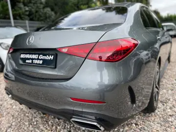 MERCEDES-BENZ C180 AMG-LINE NIGHTPAKET CARPLAY 1.HAND