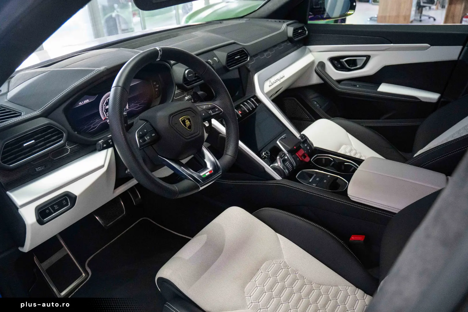 LAMBORGHINI URUS STOC PPF 2 SETURI ROTI