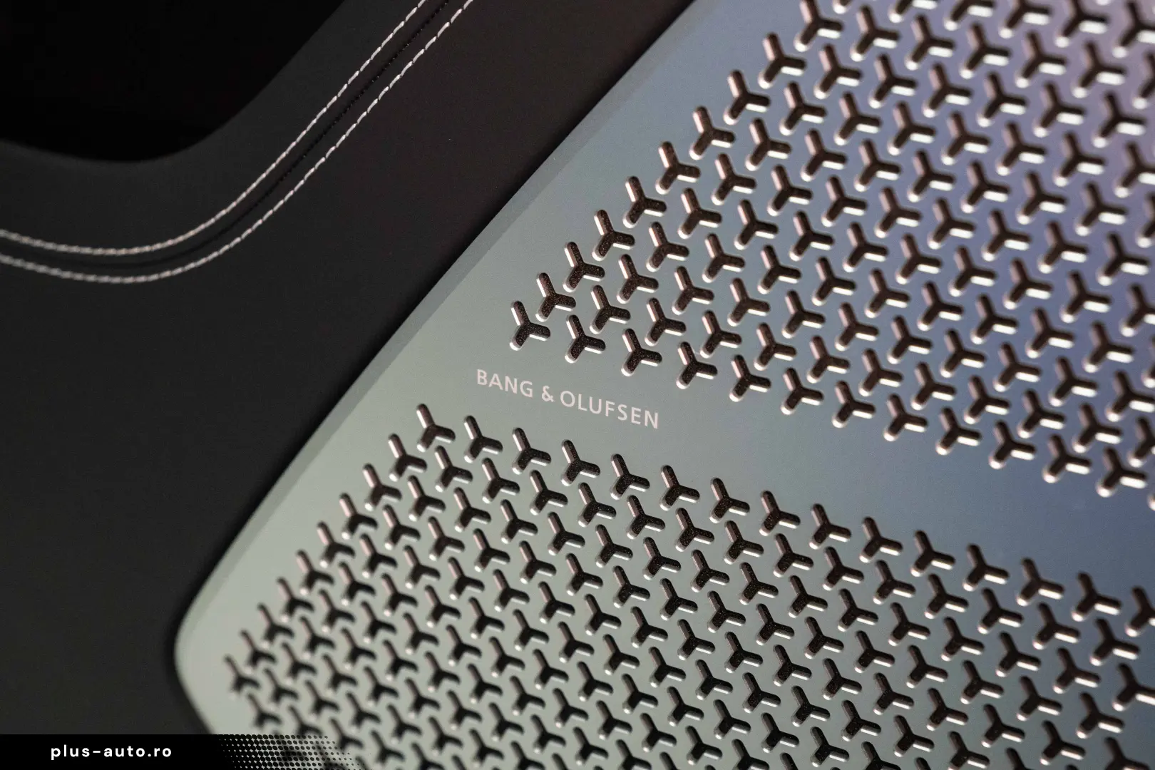 LAMBORGHINI URUS STOC PPF 2 SETURI ROTI