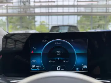 MERCEDES-BENZ GLB 200 d Progressive