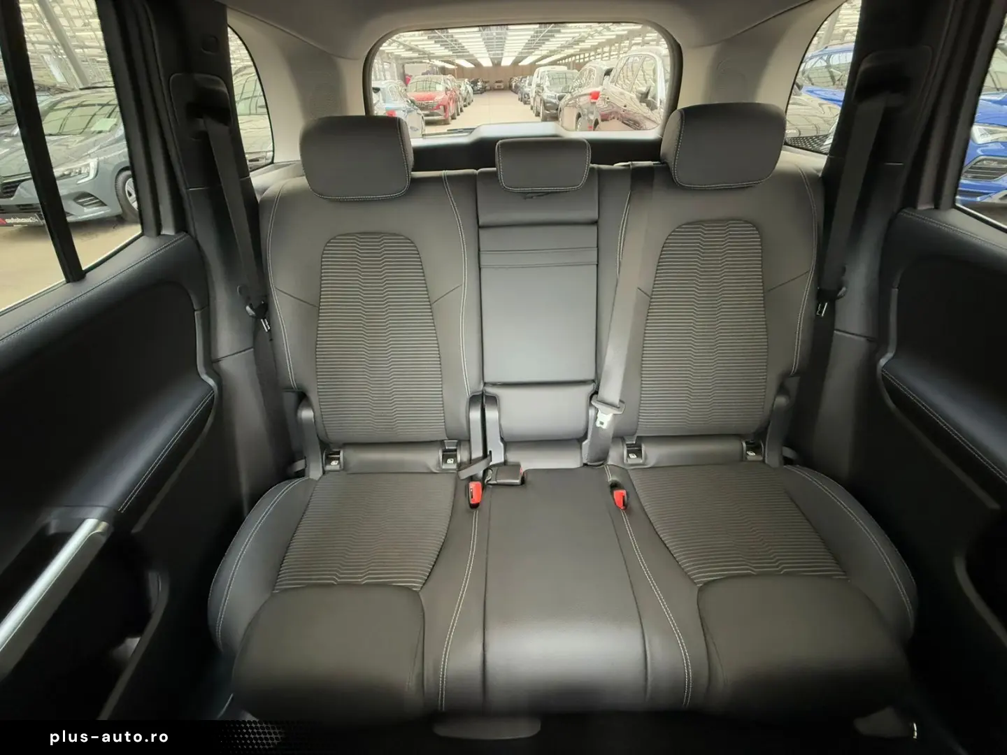 MERCEDES-BENZ GLB 200 d Progressive