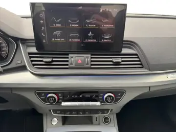 Audi Q5 ediția quattro unul Sportback 50