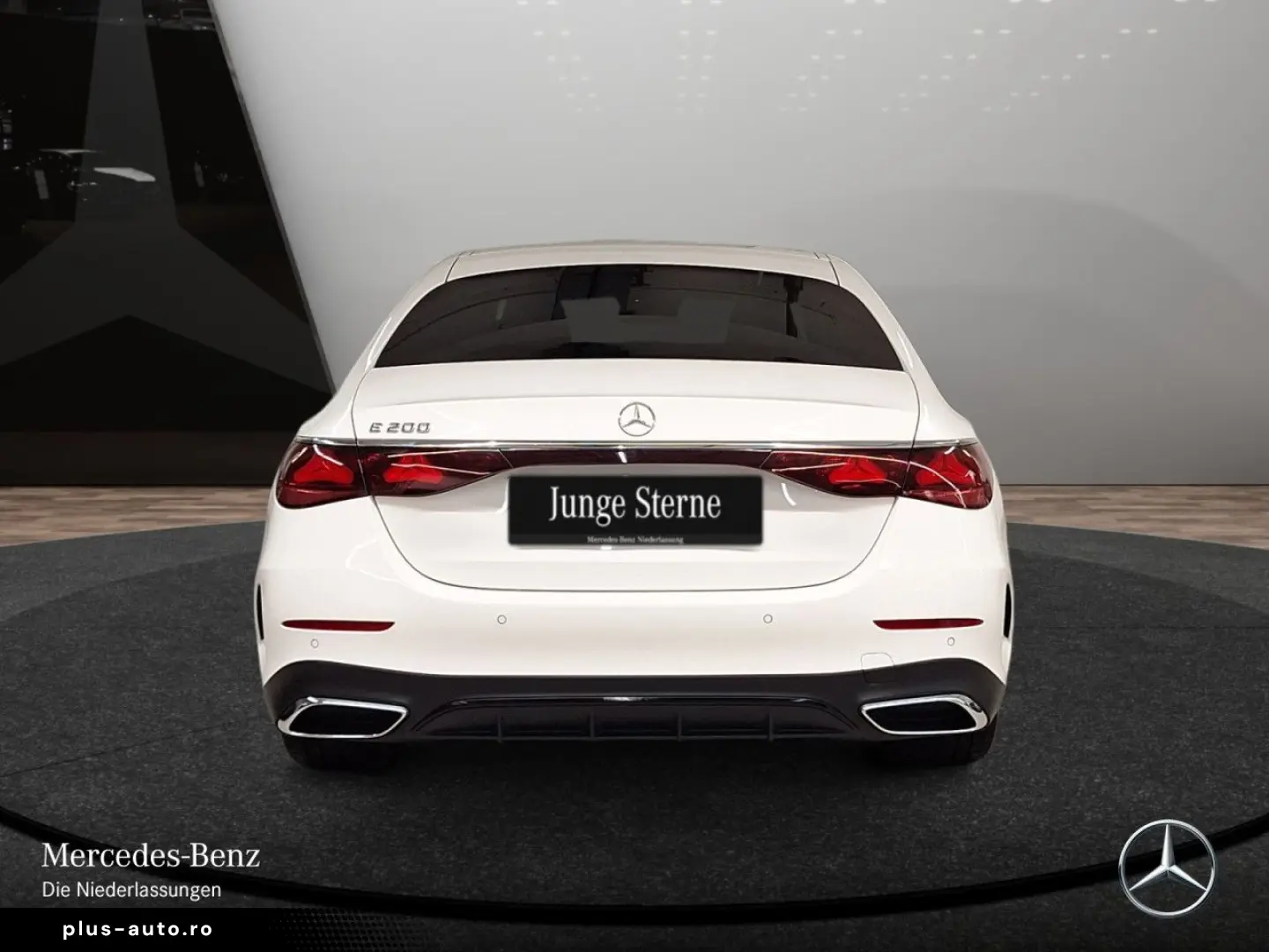 MERCEDES-BENZ E 200 AMG Advanced NIGHT 360  Bur4D DISTR KEY