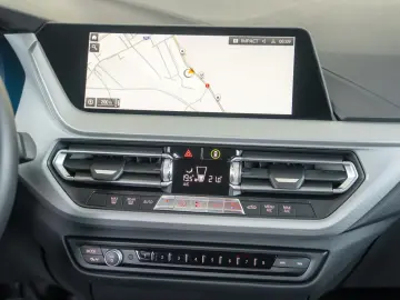 BMW Seria 2 Gran Coupé 218i Executive Edition