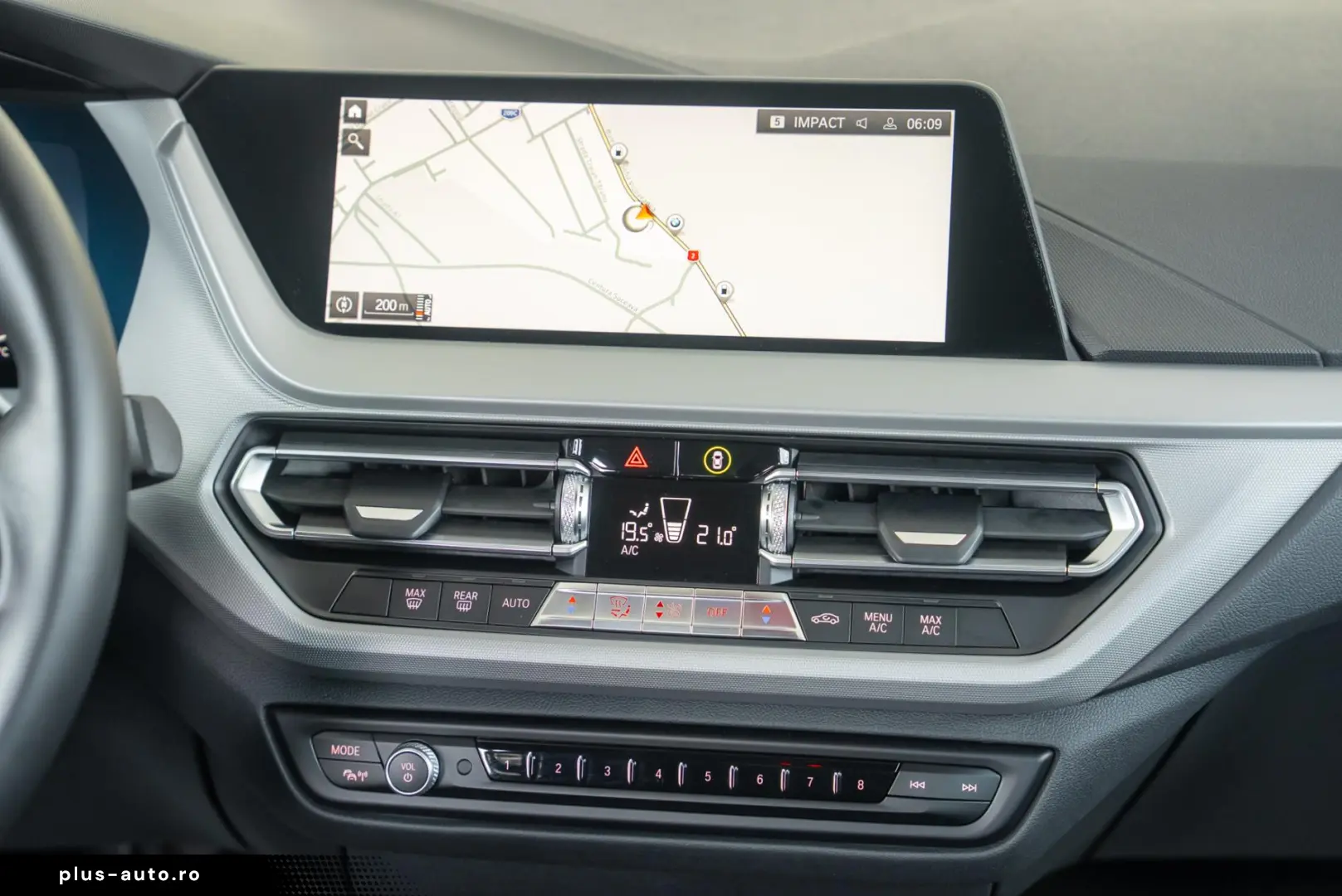 BMW Seria 2 Gran Coupé 218i Executive Edition