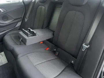 BMW Seria 2 Gran Coupé 218i Executive Edition