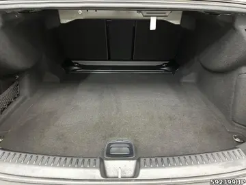 MERCEDES-BENZ E 220 d AMG Night DISTRONIC Ambiente KEYLESS