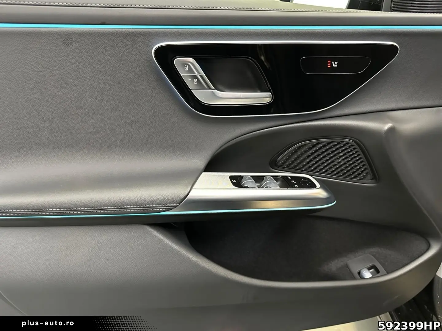 MERCEDES-BENZ E 220 d AMG Night DISTRONIC Ambiente KEYLESS