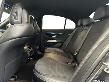 MERCEDES-BENZ E 220 d AMG Night DISTRONIC Ambiente KEYLESS