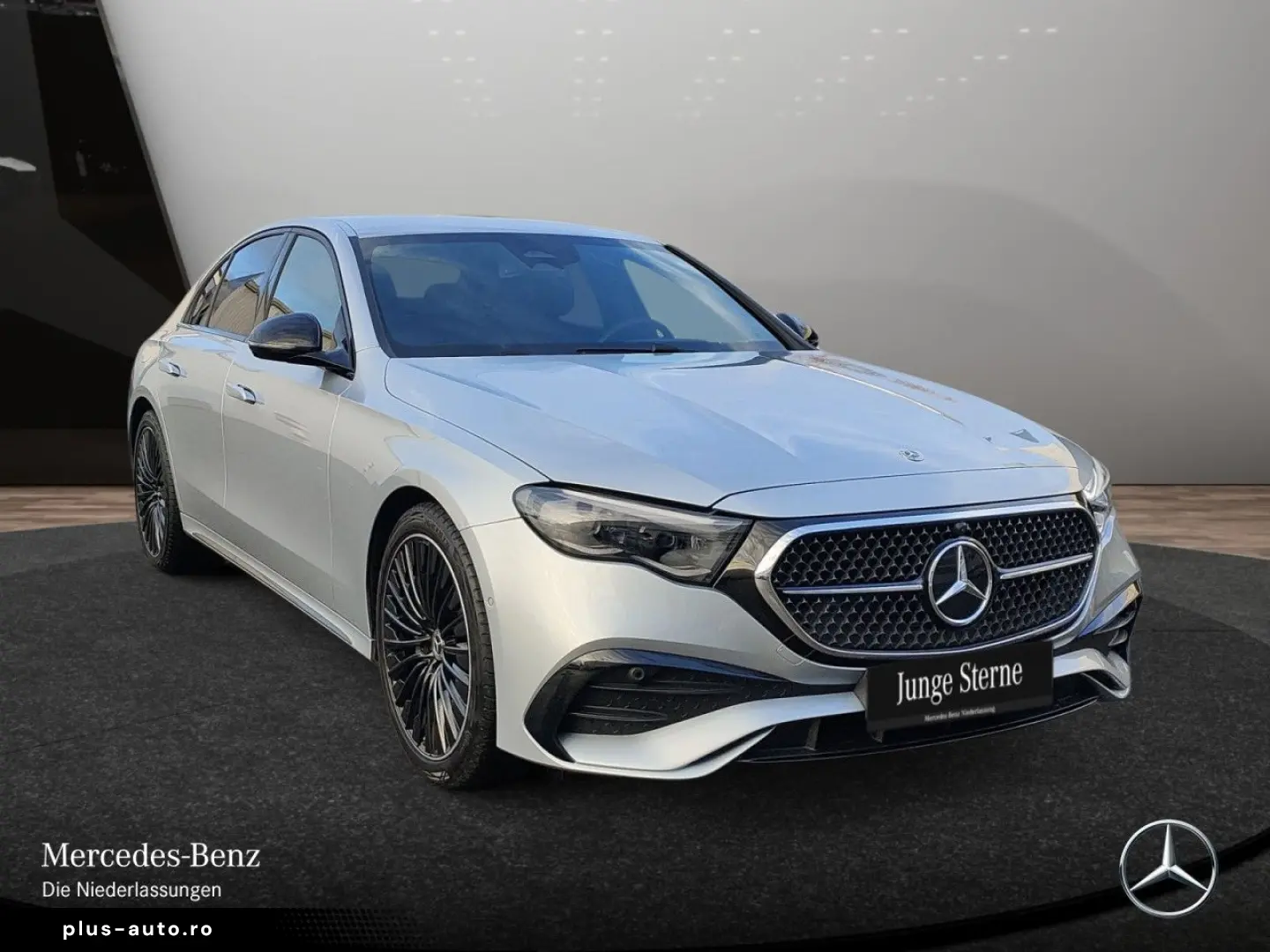 MERCEDES-BENZ E 200 AMG Adv.  NIGHT 20  DIGI DISTR Bur4D 360