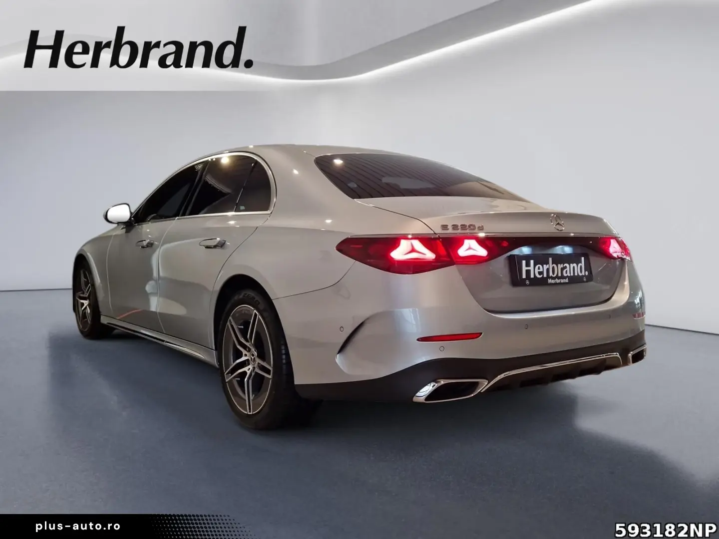 MERCEDES-BENZ E 220 d AMG  DISTRONIC Ambiente AHK LE&hellip;