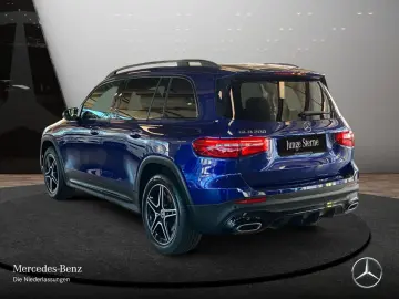 MERCEDES-BENZ GLB 200 AMG