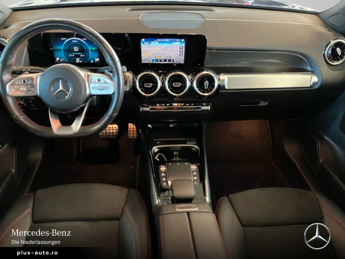 MERCEDES-BENZ GLB 200 AMG