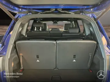 MERCEDES-BENZ GLB 200 AMG