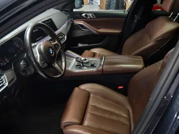 BMW X6 xDrive 30d STOC 2 SETURI ROTI