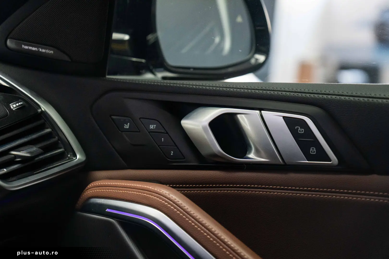 BMW X6 xDrive 30d STOC 2 SETURI ROTI