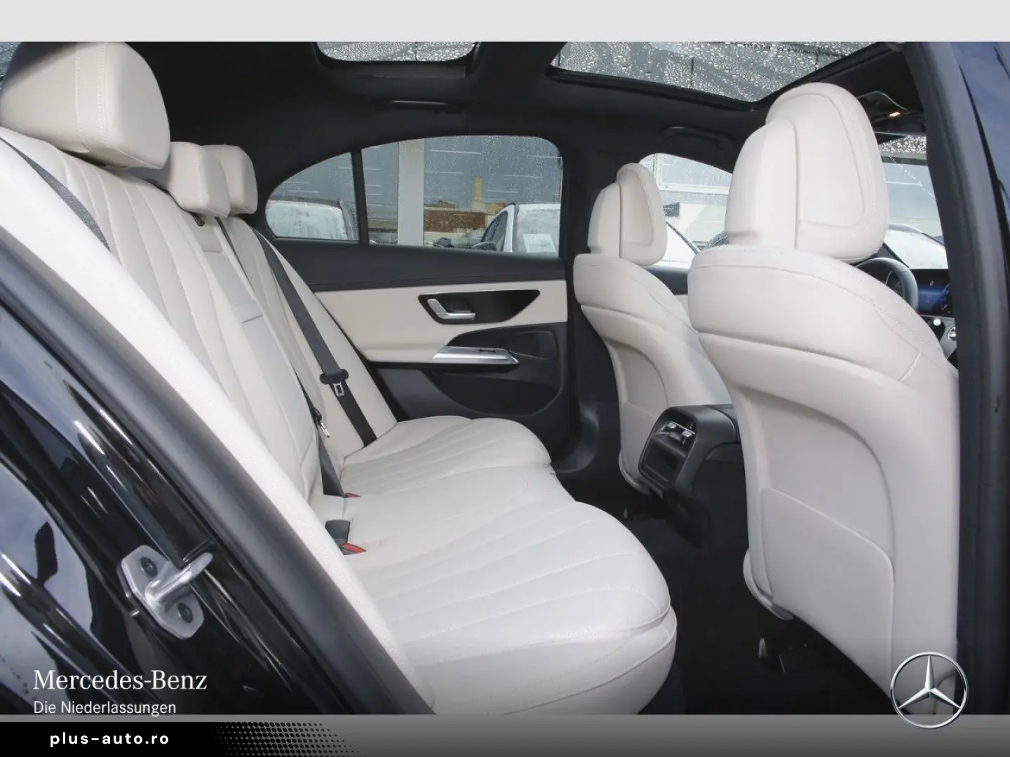 MERCEDES-BENZ E 200 AMG Adv.  PANO NIGHT DIGI DISTR &hellip;