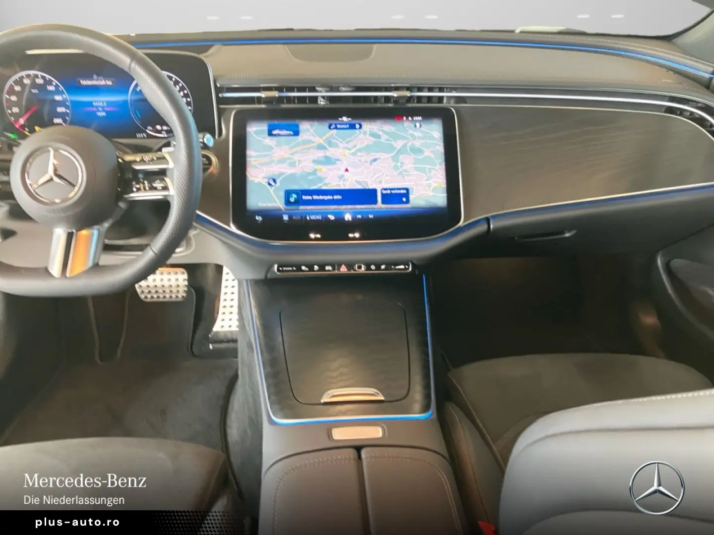 MERCEDES-BENZ E 300 e AMG Advanced  NIGHT HUD 360  Bur4D