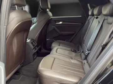 AUDI Q5 Sportback e S line AHK 20 VollLeder 360