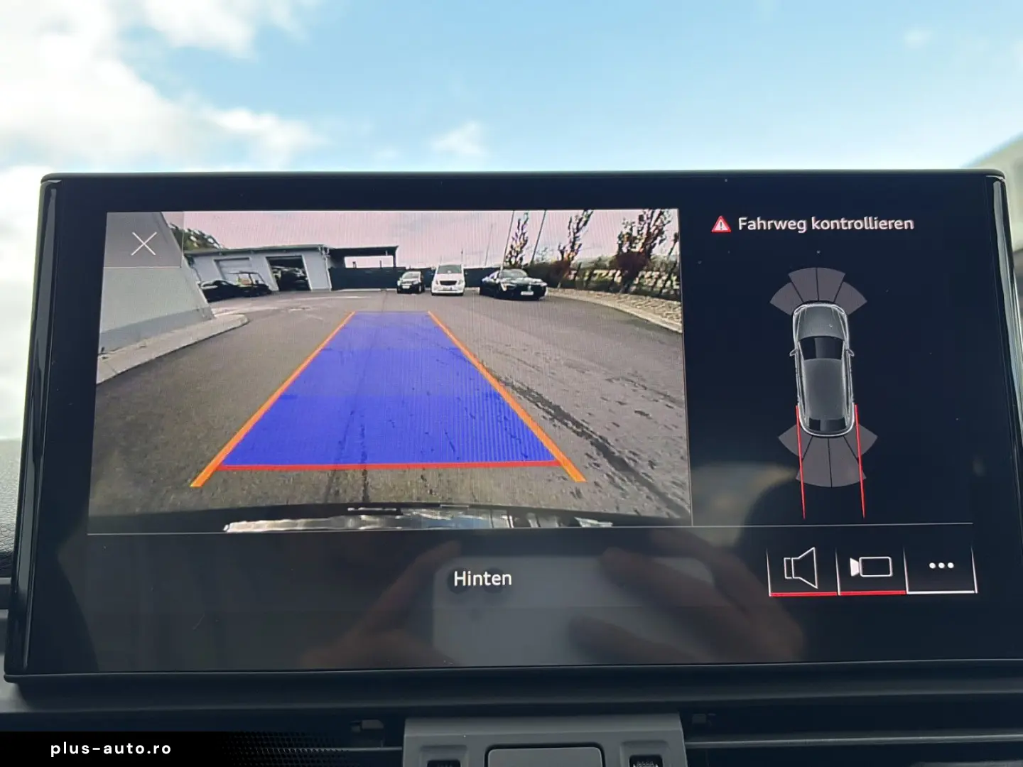 AUDI Q5 Sportback e S line AHK 20 VollLeder 360