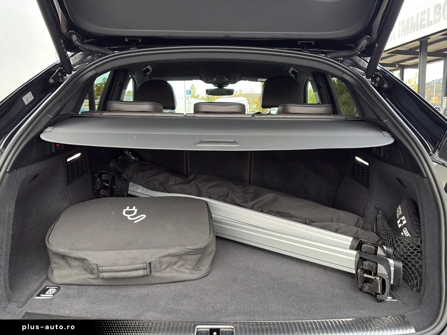 AUDI Q5 Sportback e S line AHK 20 VollLeder 360