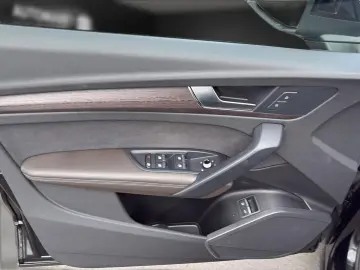 AUDI Q5 Sportback e S line AHK 20 VollLeder 360