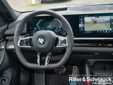 BMW 520i M-Sport Pro PANO STANDHZG 360 KAM HUD