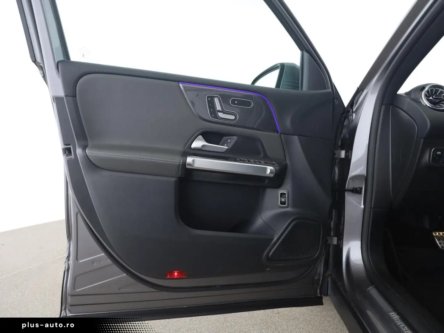 MERCEDES-BENZ GLB 220 d AMG