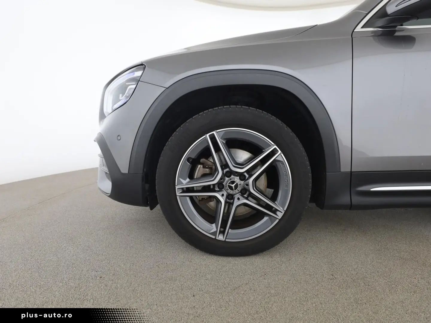 MERCEDES-BENZ GLB 220 d AMG