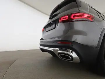 MERCEDES-BENZ GLB 220 d AMG
