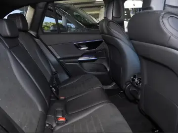 MERCEDES-BENZ GLC 300 d 4M AMG