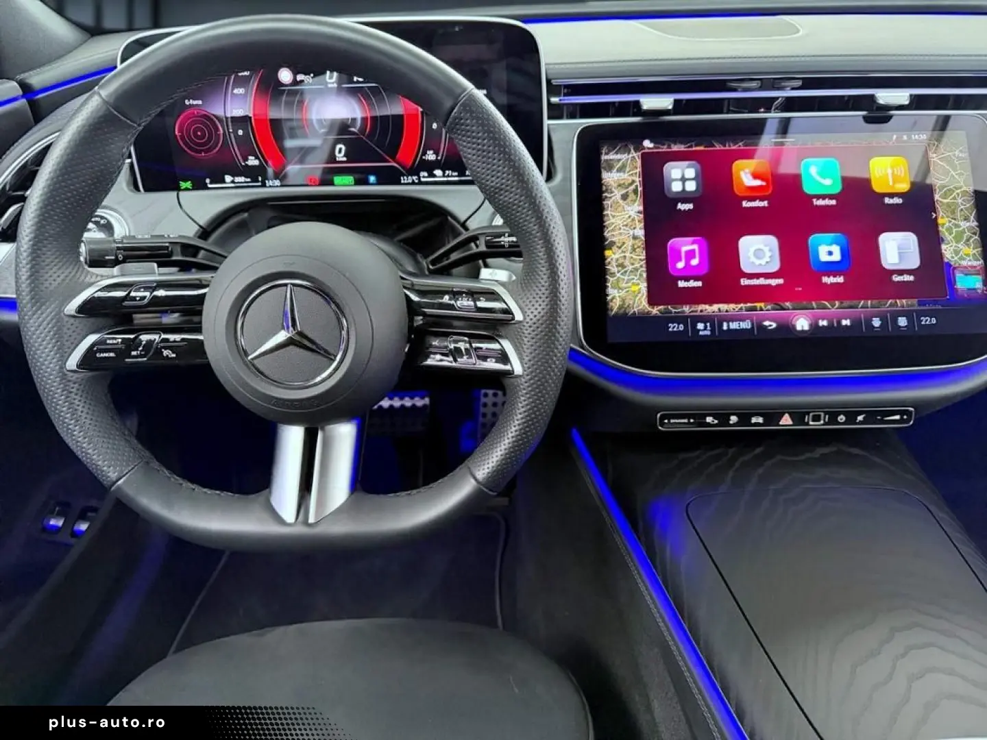 MERCEDES-BENZ E 300 e AMG  Night  Pano  Burm.4D  DC  DISTR.