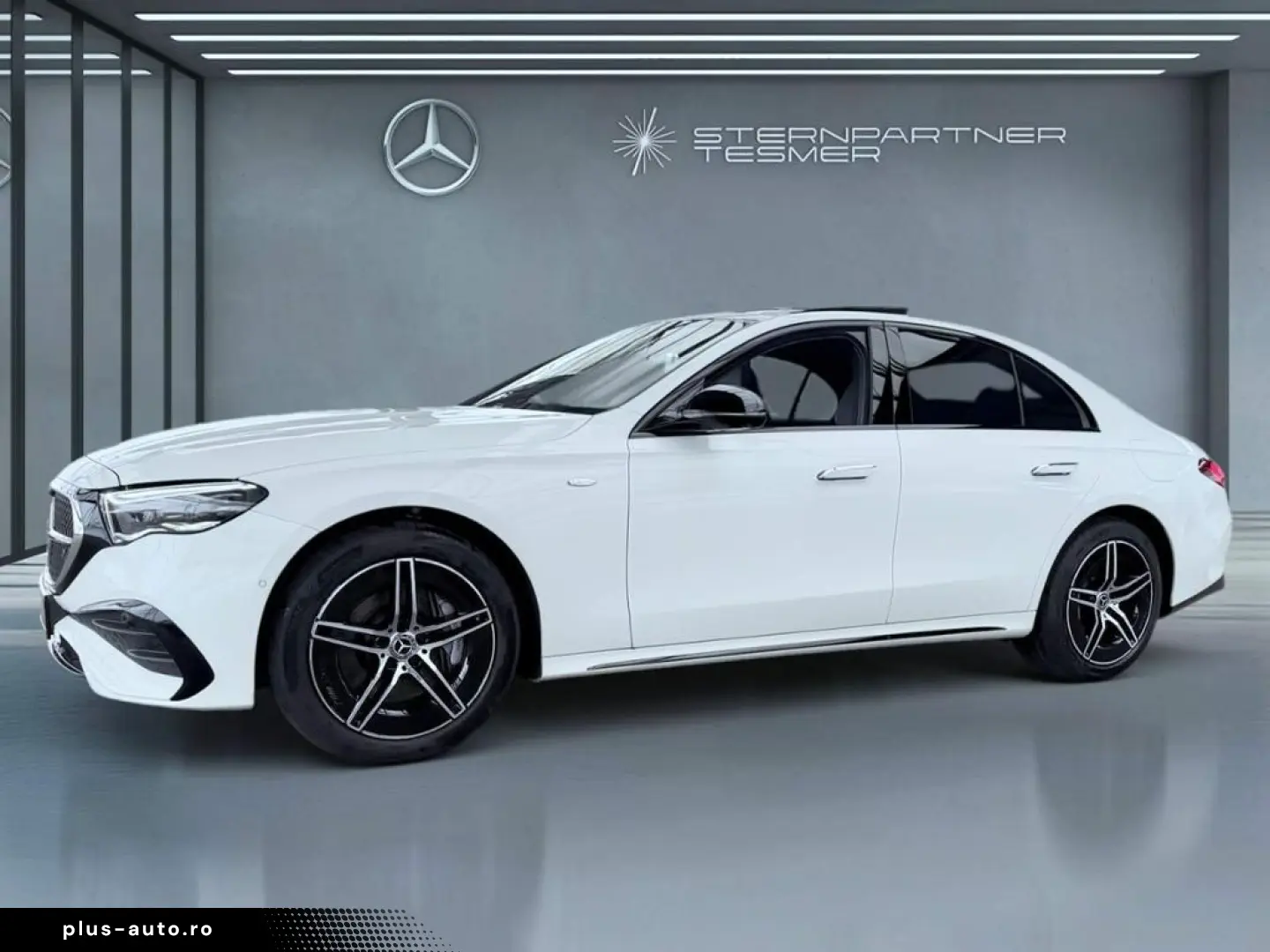 MERCEDES-BENZ E 300 e AMG  Night  Pano  Burm.4D  DC  DISTR.