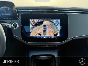 MERCEDES-BENZ E 300 de AMG Sport Night Distr AHK Pan&hellip;