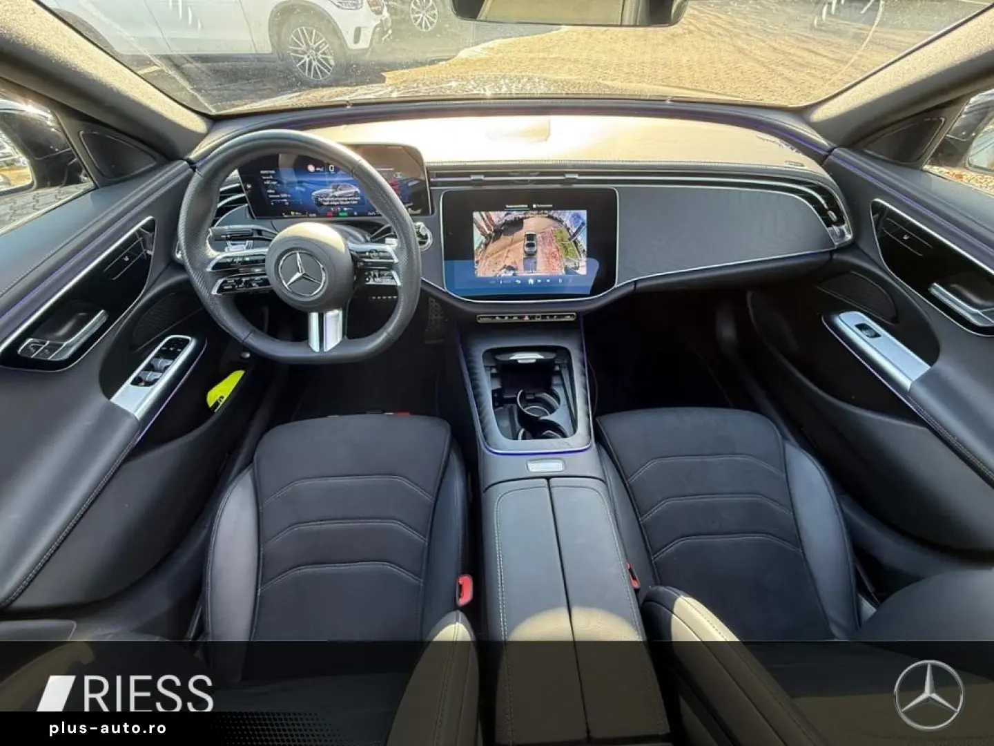 MERCEDES-BENZ E 300 de AMG Sport Night Distr AHK Pan&hellip;