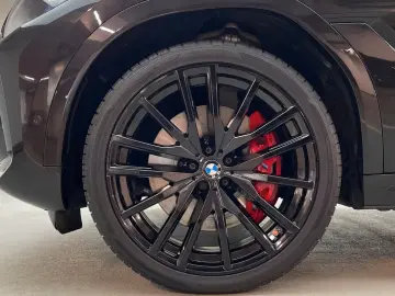 BMW X6 xDrive40d A M-Sport SkyLou