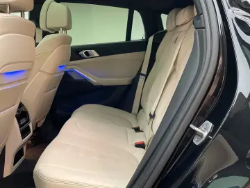 BMW X6 xDrive40d A M-Sport SkyLou