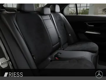 MERCEDES-BENZ E 300 de AMG Sport Night Distr Pano AH&hellip;